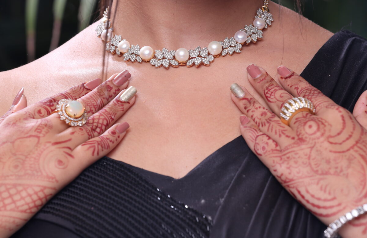 Sandhya Jindal Jewelry & Watches Company Jewellery Designer Diamonds | Gold | Platinum | Precious Stones